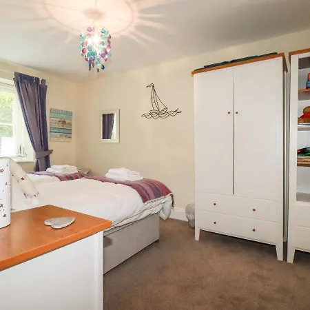 Holiday home Pen-y-les *